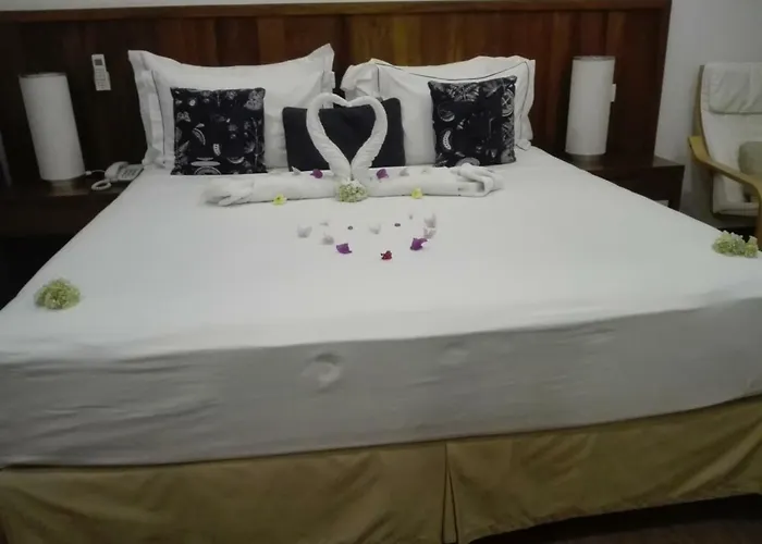 Sayura Beach Hotel
