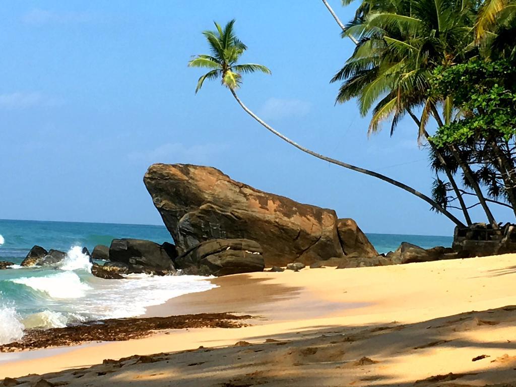Sayura Beach