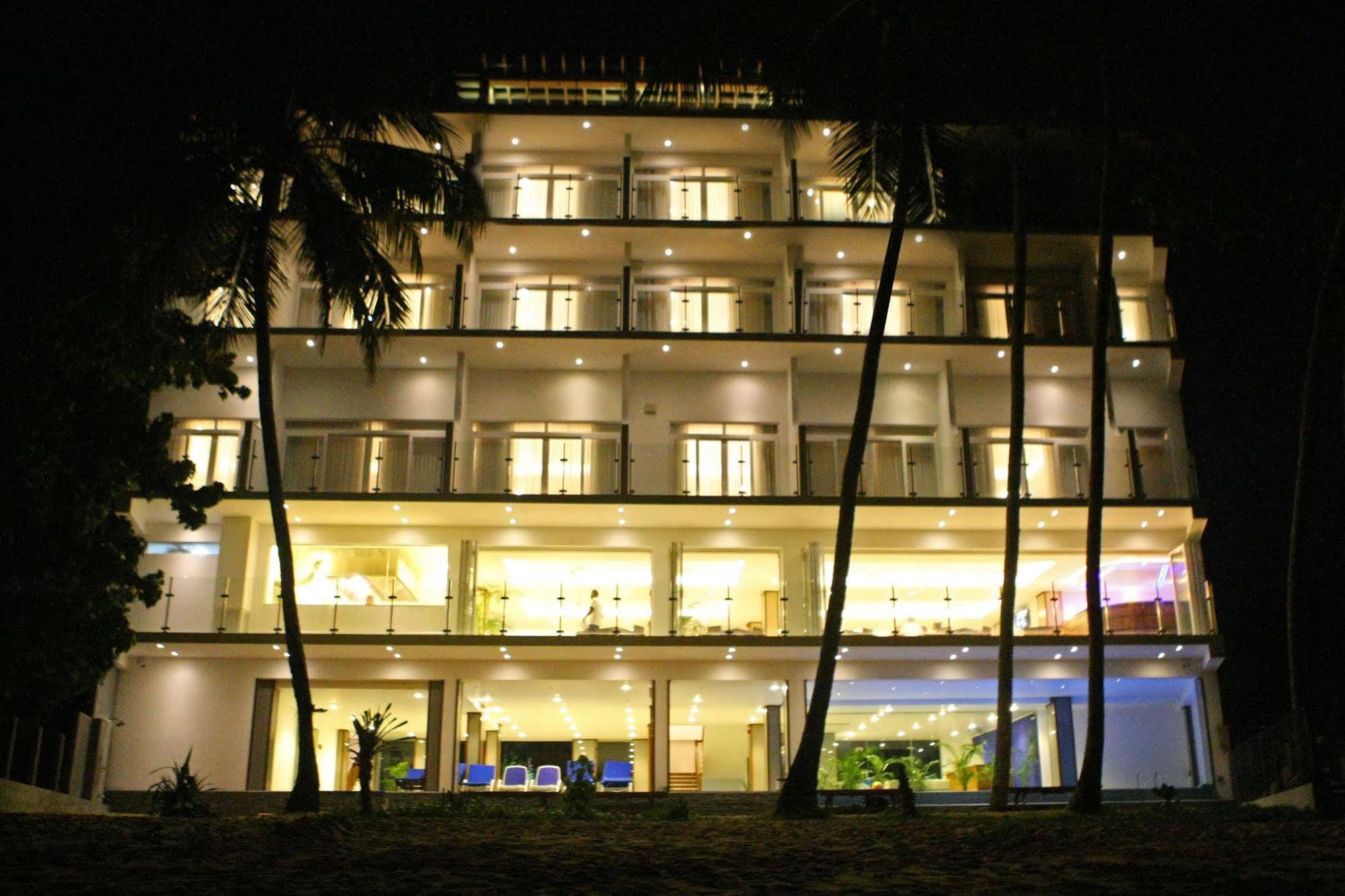 Sayura Beach 4*